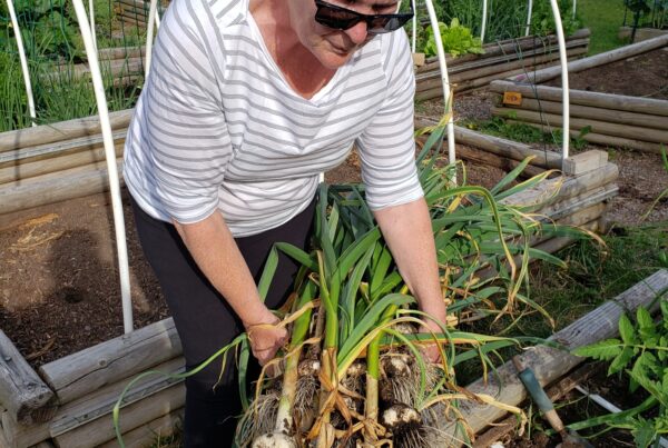 CI Debra Stuart planting garlic